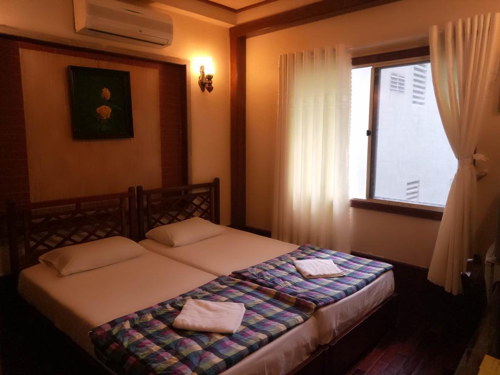 Bee Saigon Hotel Ho Chi Minh City Exterior photo