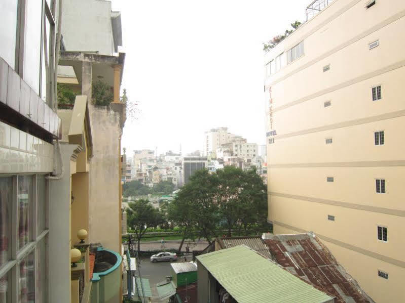 Bee Saigon Hotel Ho Chi Minh City Exterior photo